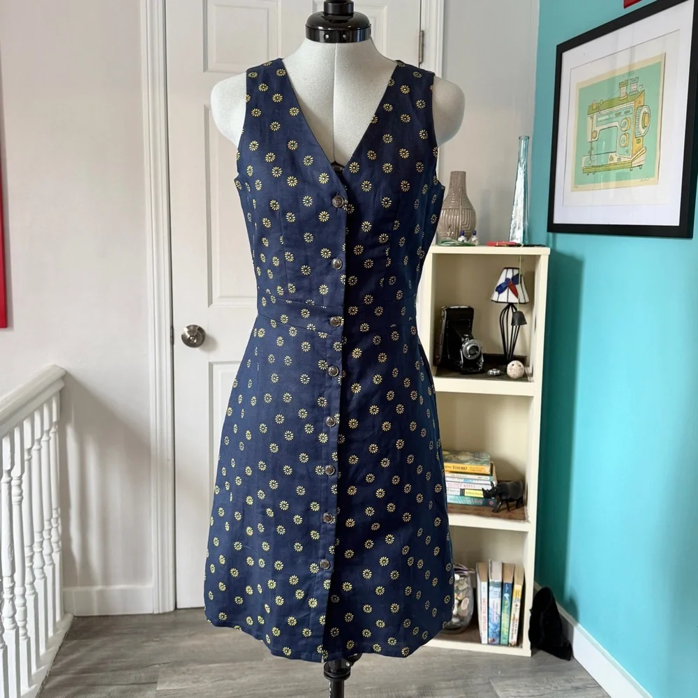 NEW J. Crew V Neck Button-Front Linen/Cotton Summer Dress (size 0) - Picture 2 of 13